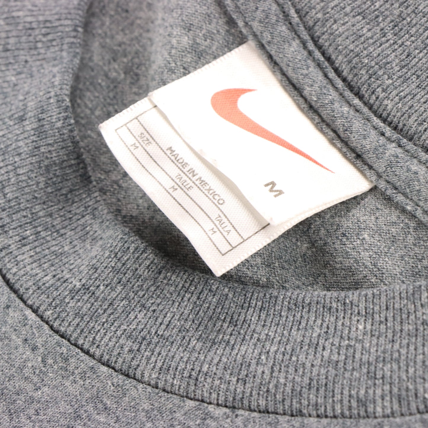 NIKE Embroidered Swoosh Silver Grey T-Shirt (M-L) Vintage Sole Melbourne