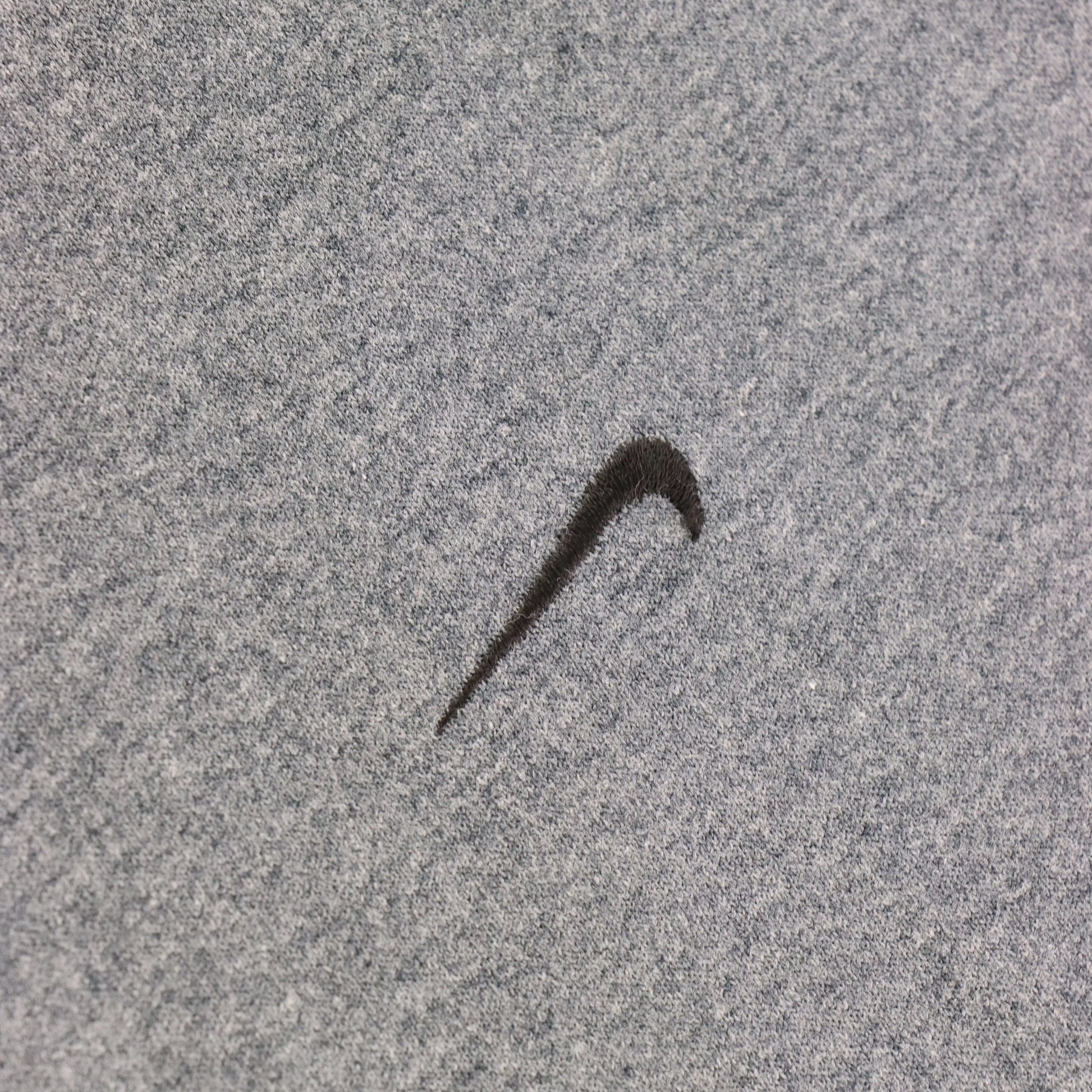 NIKE Embroidered Swoosh Silver Grey T-Shirt (M-L) Vintage Sole Melbourne