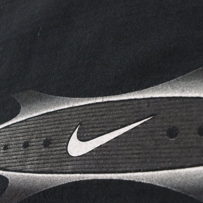 NIKE Vintage Black & Grey Stylised Swoosh Logo Graphic Tee (M)