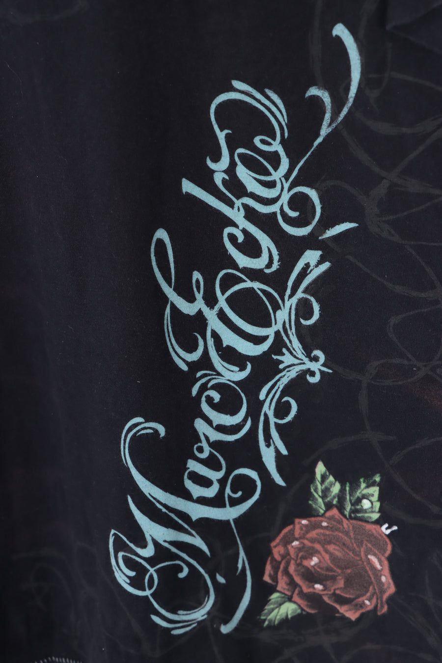 MARC ECKO Skull and Roses Design V-Neck Black T-Shirt (XL)