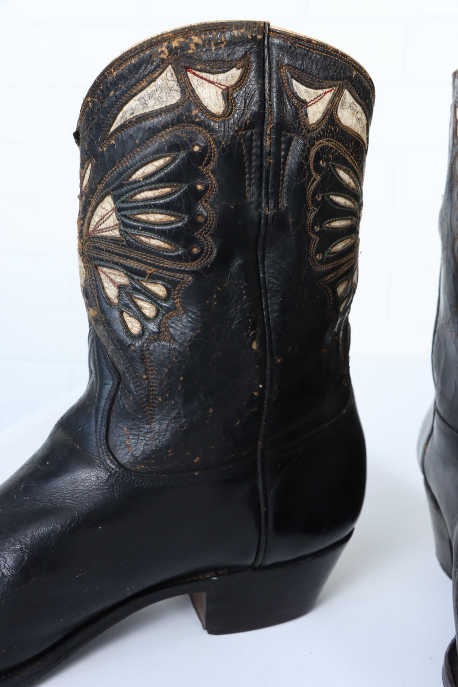 Antique 1920/30s Butterfly Inlay Black Leather Cowboy Boots (10.5)