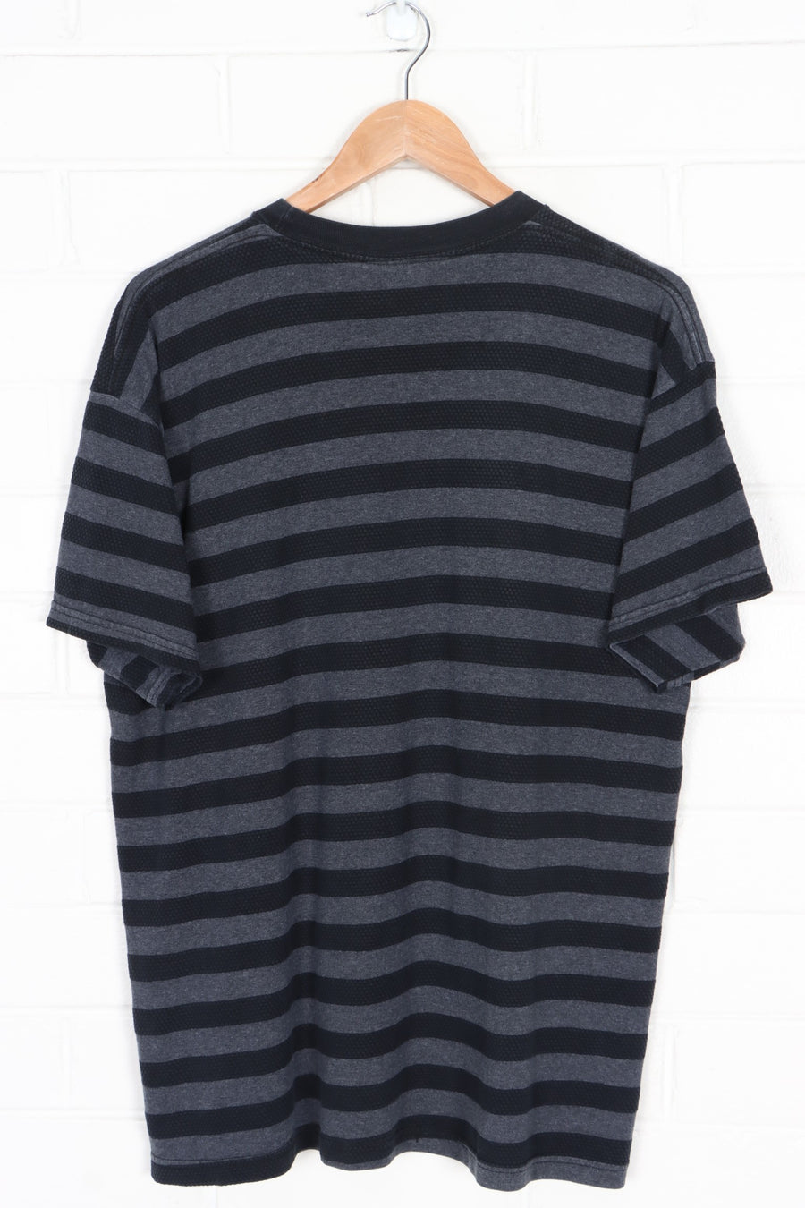 BOOTLEG Tommy Hilfiger Sports Big Box Logo Textured Striped T-Shirt (L)