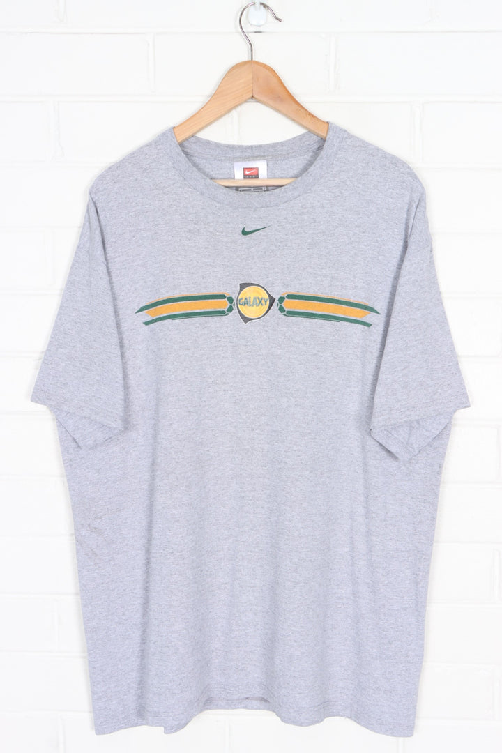 MLS LA Galaxy Soccer NIKE Centre Swoosh T-Shirt (XL)