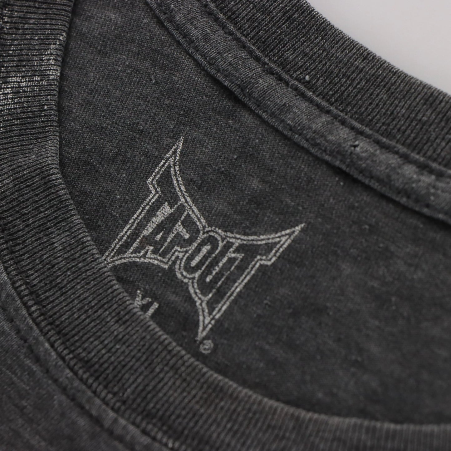 TAPOUT Y2K 'Simply Believe' Lion Grunge Tee (L-XL)