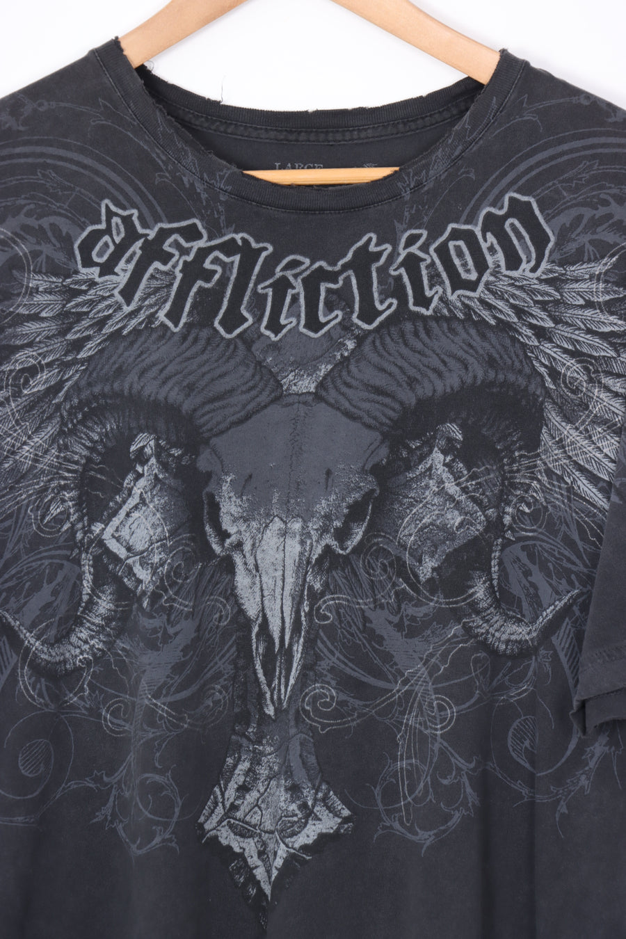 AFFLICTION Skull Feathers All Over Print (L-XL)