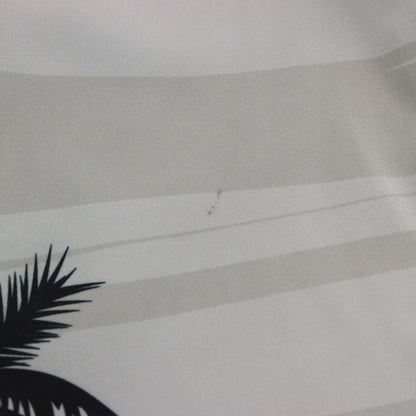 NFL TEAM APPAREL Las Vegas Raiders Button Up All Over Print Hawaiian Shirt (M)