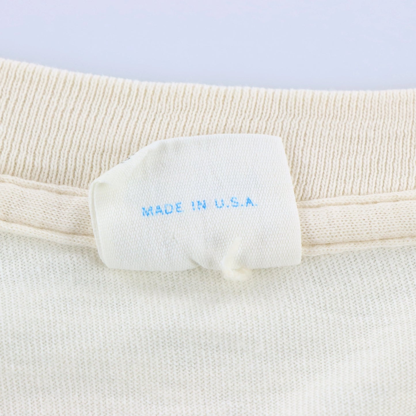 Vintage 1978 "Sea Otter And Pup" Light Beige Single Stitch BELTON Tee USA Made (S)