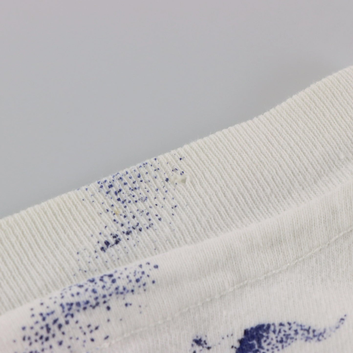 Vintage 1992 Hawaiian Whales All Over Print 'Ed Robinson’s Diving Adventures' Tee USA Made (L)