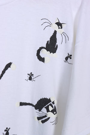 Black & White Tuxedo Cat Chasing Mouse Puff Print Tee (L)