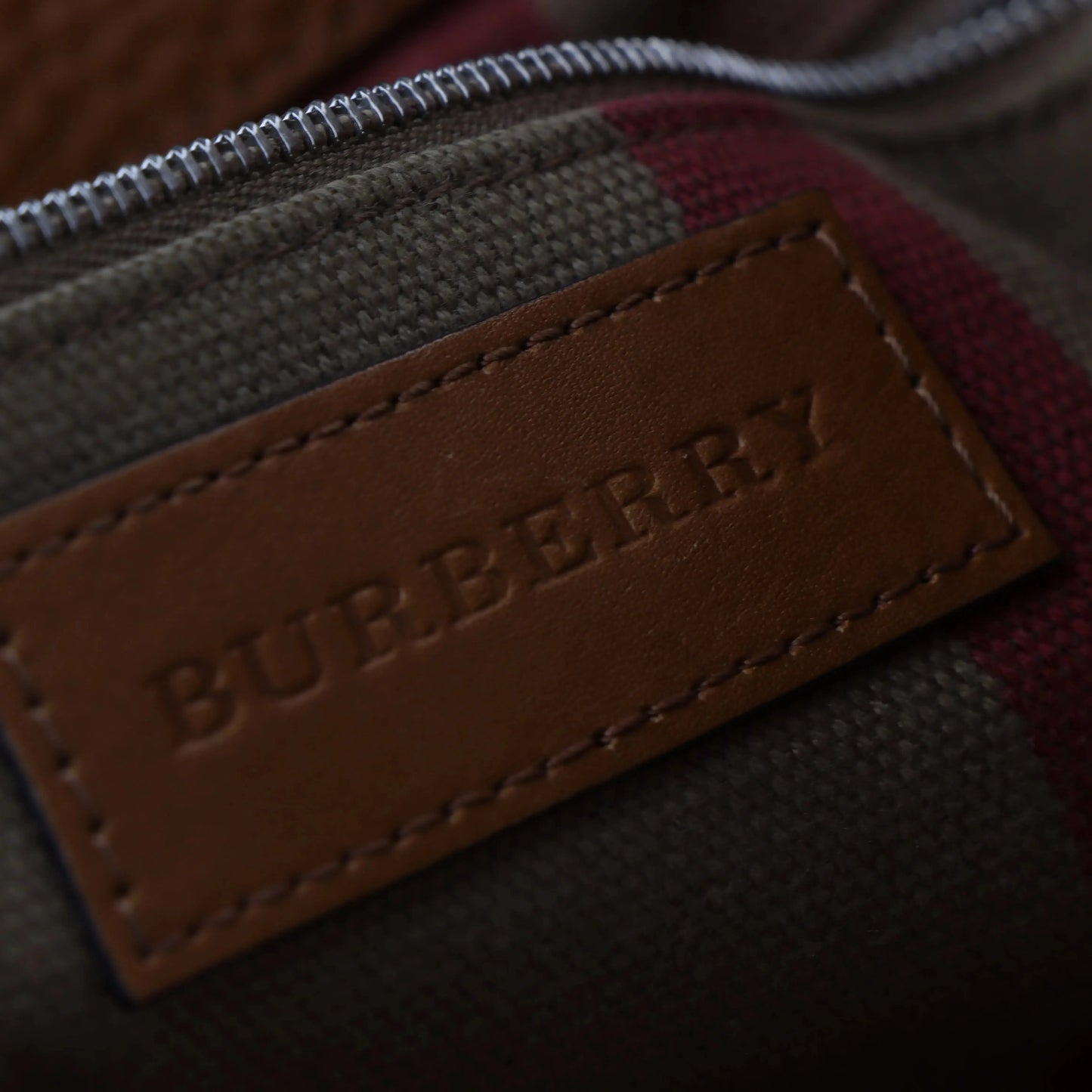 Vintage BURBERRY Leather & House Check Canvas Maidstone Peek Bag Bag Vintage Sole Melbourne