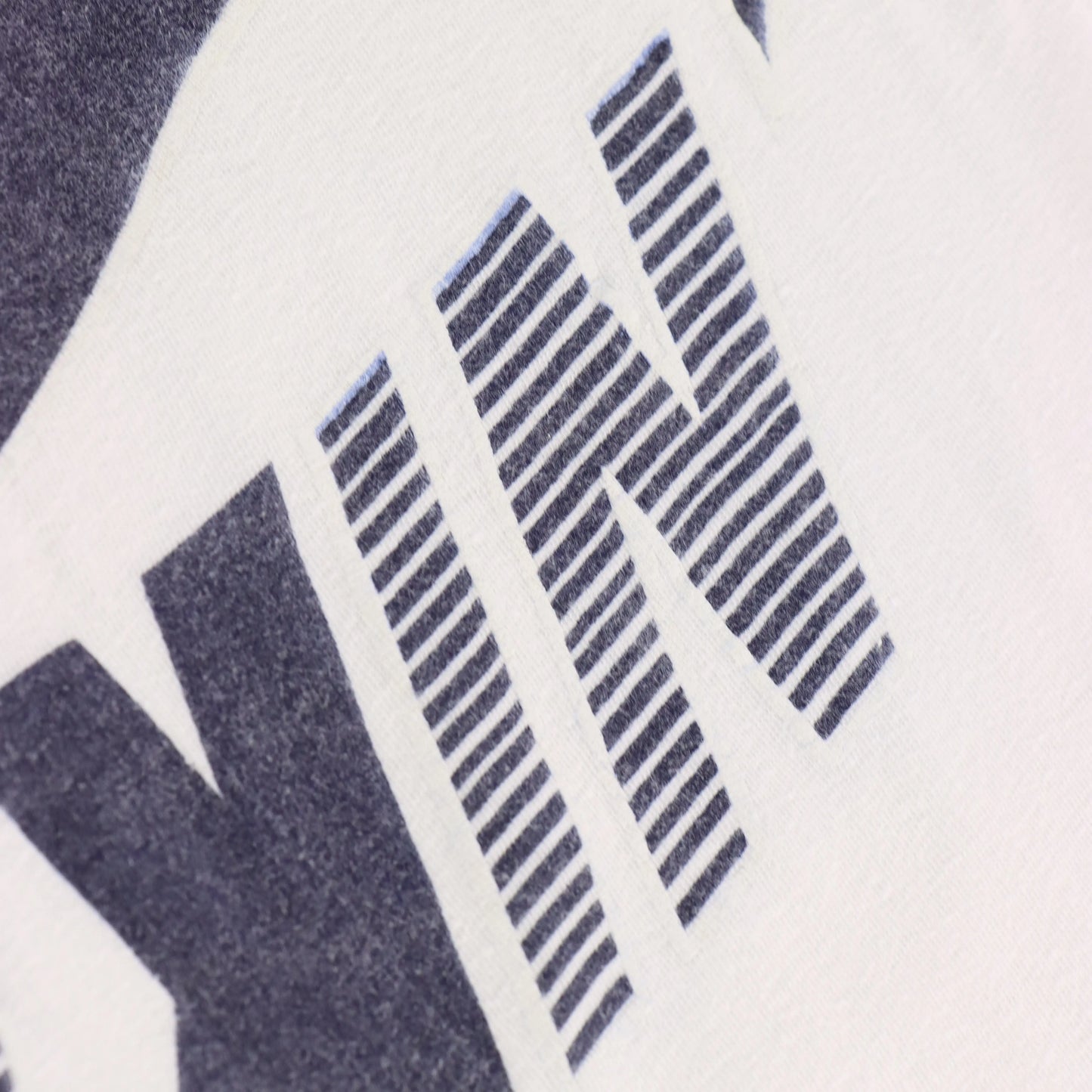 Vintage NIKE AIR Swoosh Stripe Logo Single Stitch T-Shirt (M)