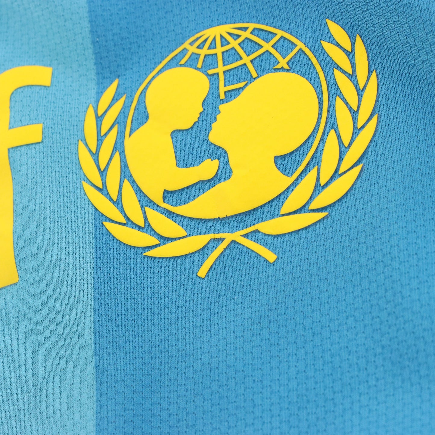 NIKE Barcelona 2007/2008 Away Soccer Jersey (M)