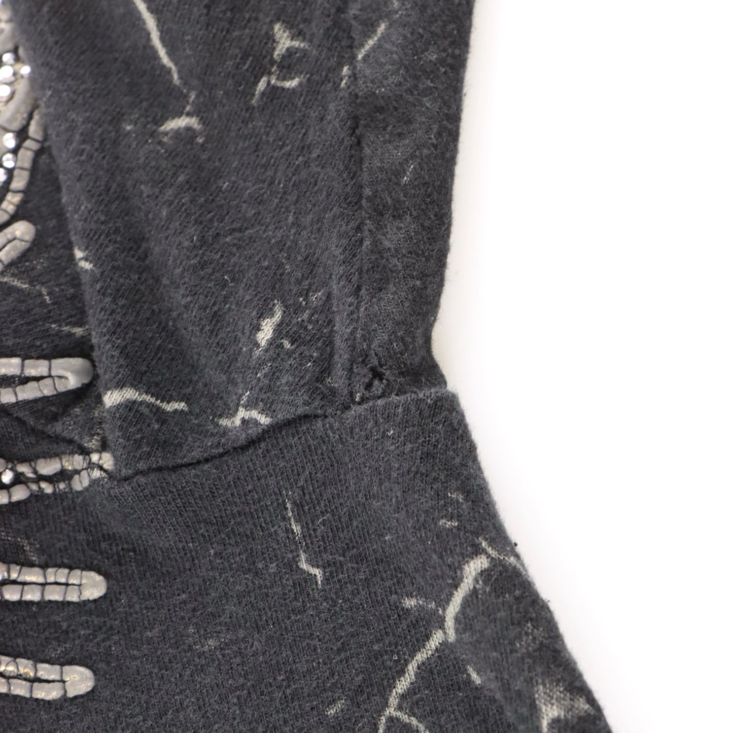 XZAVIER Rhinestone Winged Skulls & Sword All Over Print Black Y2K Tee (L-XL)