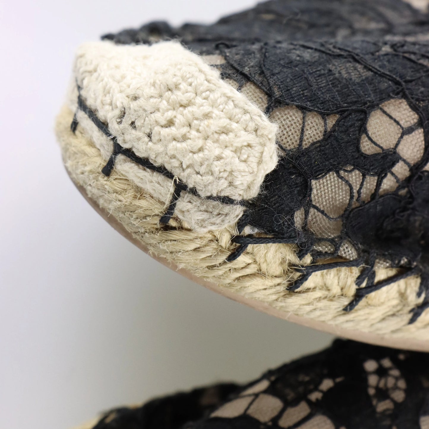 VALENTINO GARAVANI Black Lace & Beige Mesh Ankle Tie Espadrille Flats (38)