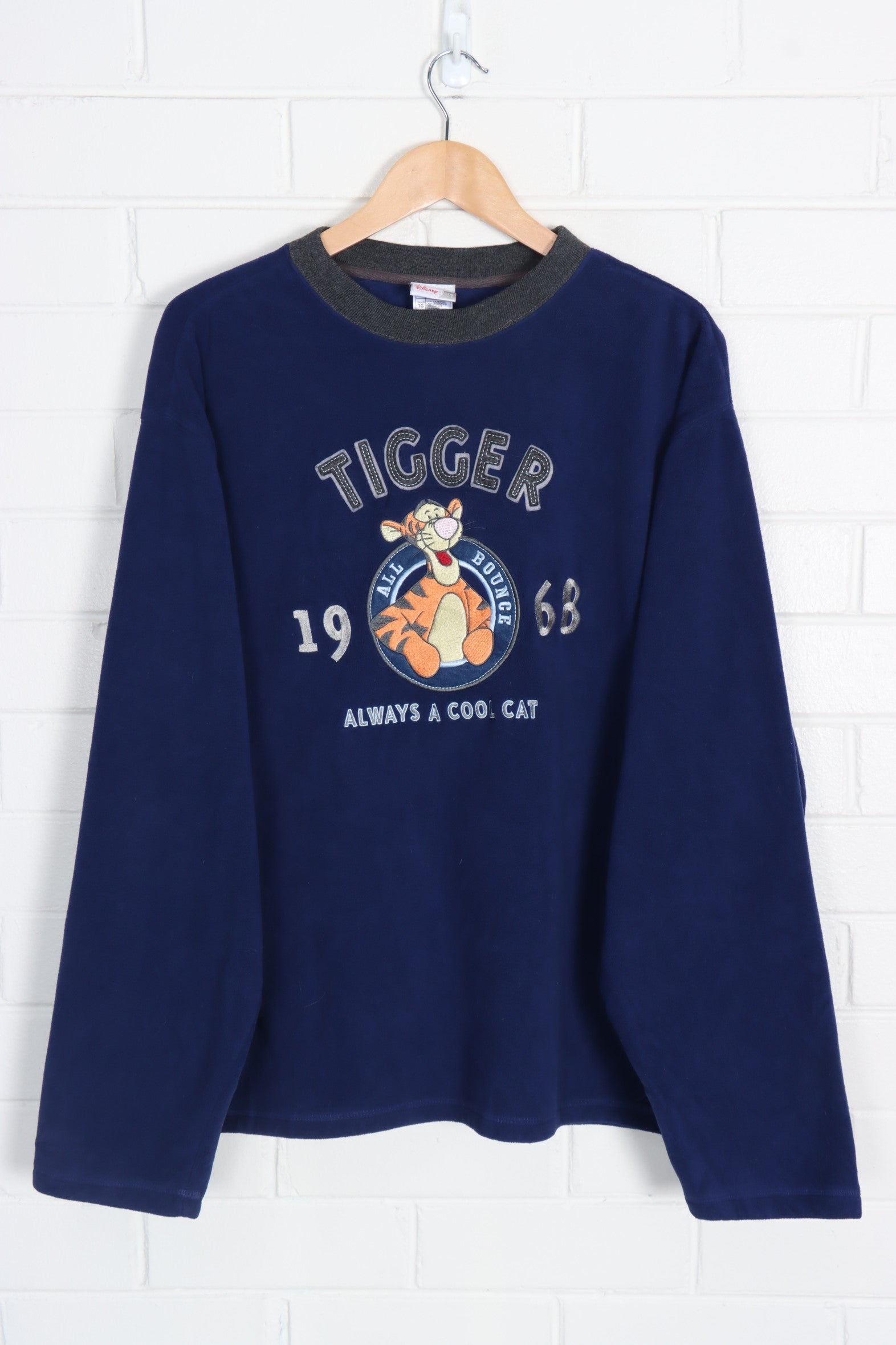DISNEY Tigger Pooh Embroidered Oversized Fleece (XXL) - Vintage Sole Melbourne