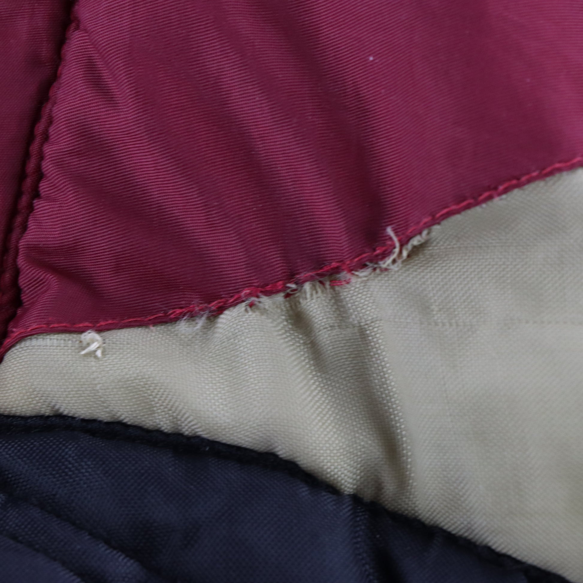 Vintage 49ERS NFL Embroidered Korea Made Football Puffer Jacket (XL) Vintage Sole Melbourne