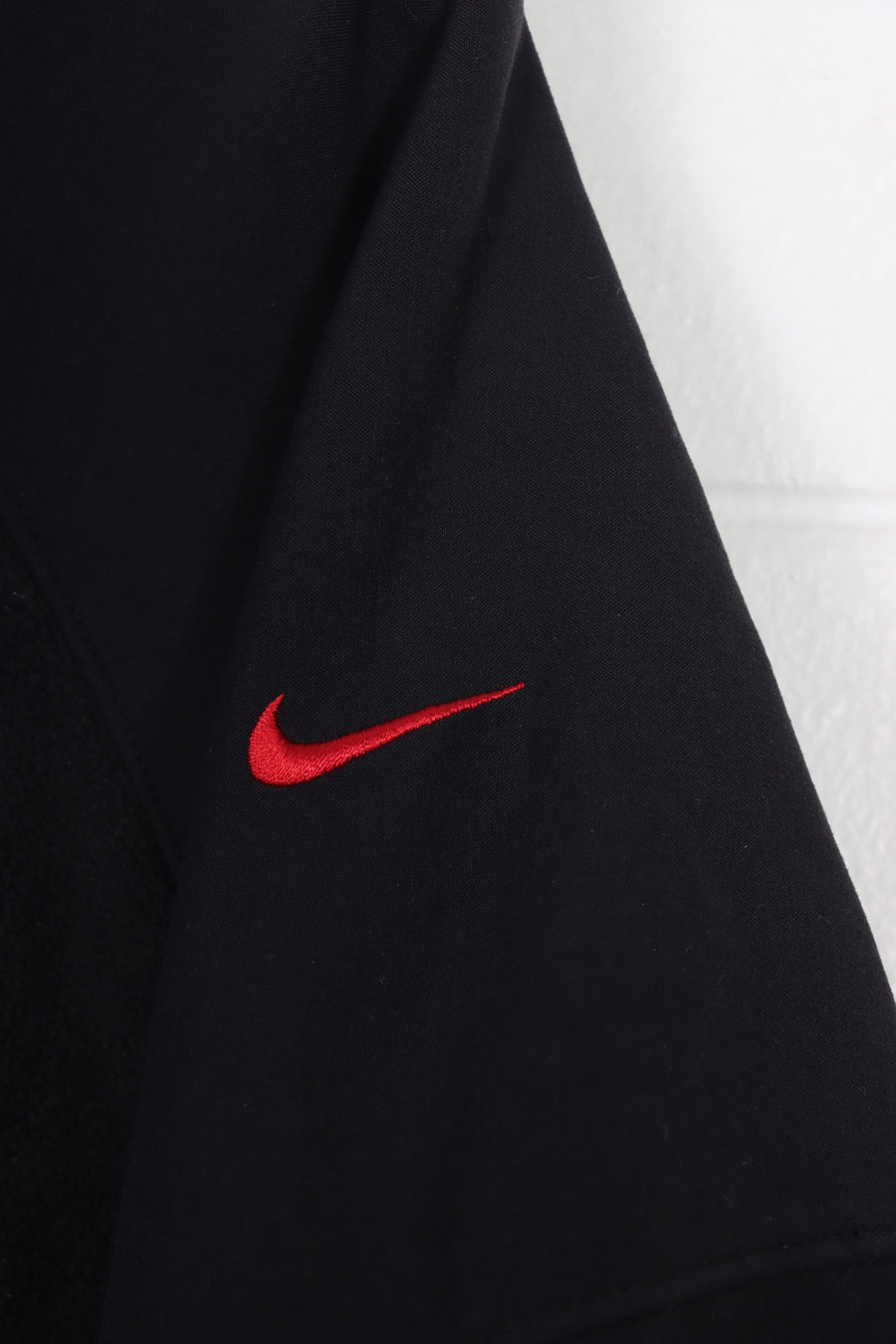 NIKE Black & Red Embroidered Swoosh Logo Fleece Jacket (XXL)