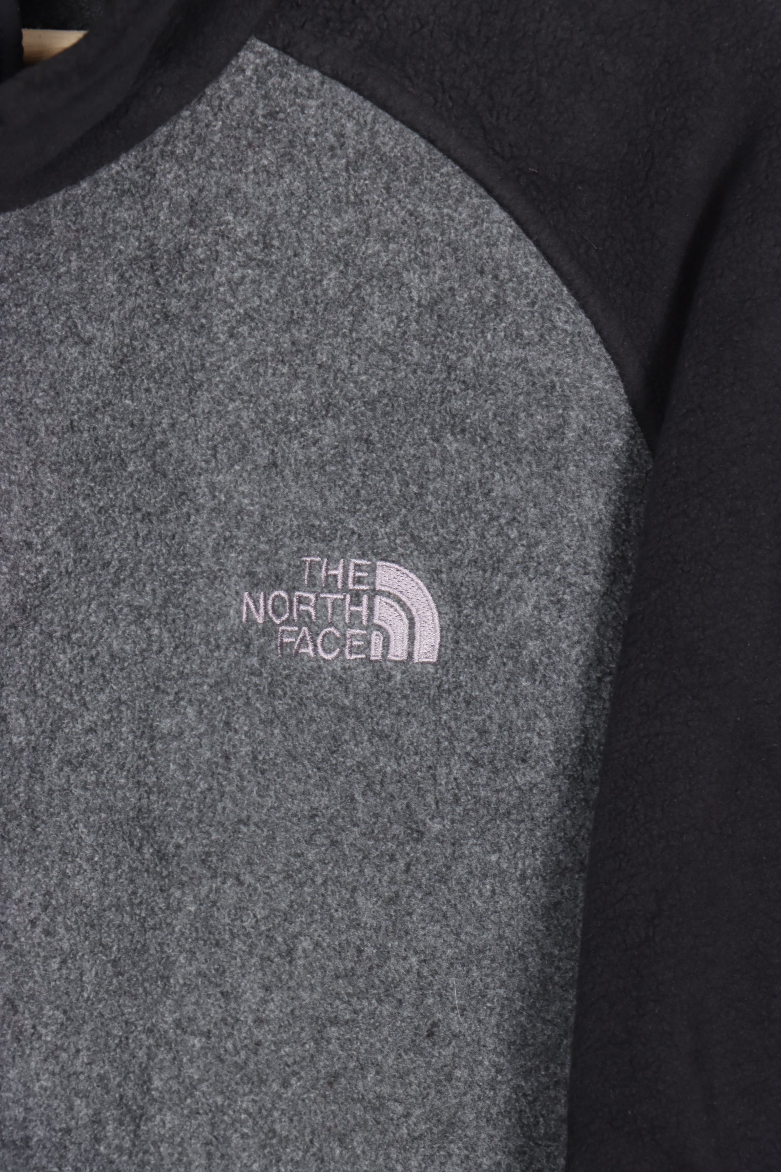 THE NORTH FACE Two Tone Grey Zip Up Fleece (XL) - Vintage Sole Melbourne