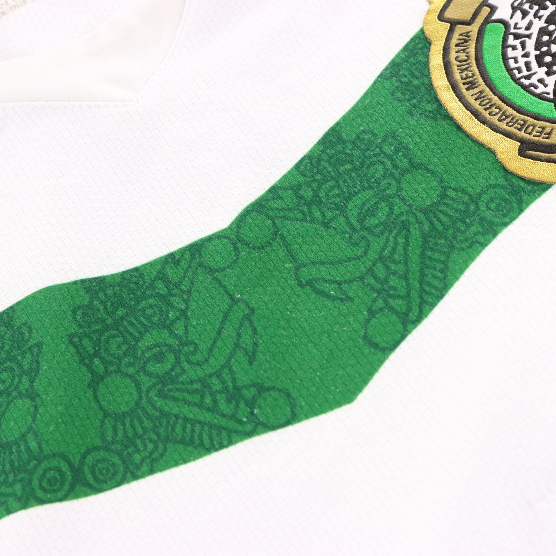 Vintage NIKE Mexico National Team 2006 Away Soccer Jersey (L) Vintage Sole Melbourne