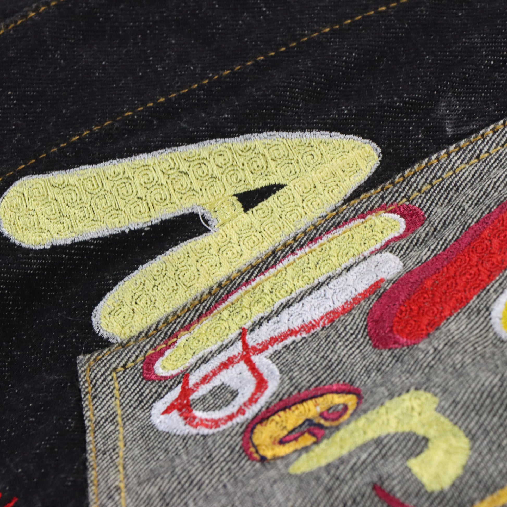 Vintage PLATINUM FUBU 'Fat Albert & The Junkyard Gang' Embroidered Denim Jacket (XXL-XXXL) Vintage Sole Melbourne