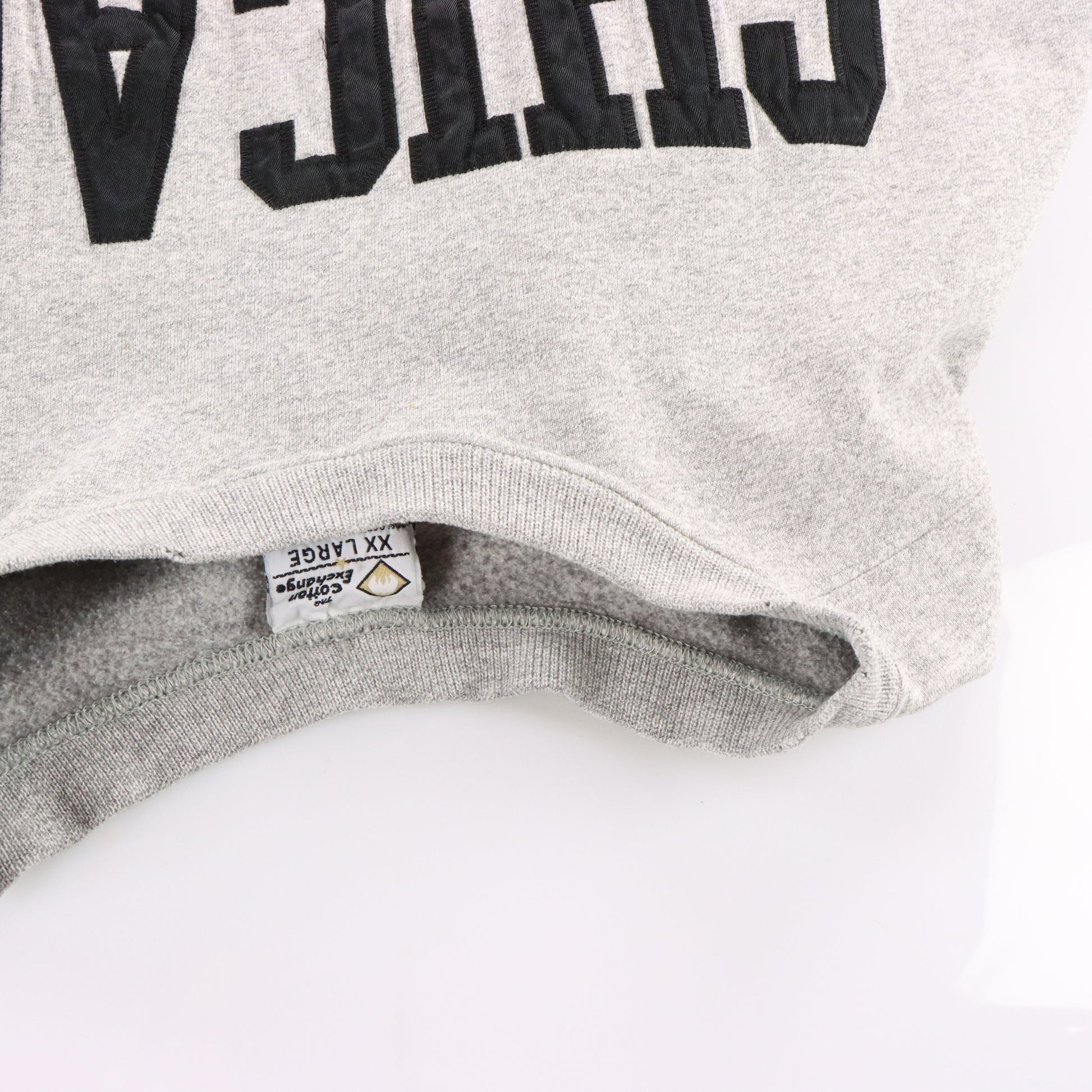 Vintage Chicago Bulls NBA Spell Out Patch USA Made Grey Sweatshirt (XXL-XXXL) Vintage Sole Melbourne