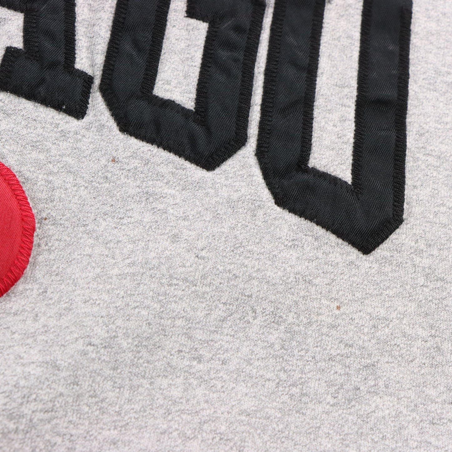 Vintage Chicago Bulls NBA Spell Out Patch USA Made Grey Sweatshirt (XXL-XXXL) Vintage Sole Melbourne