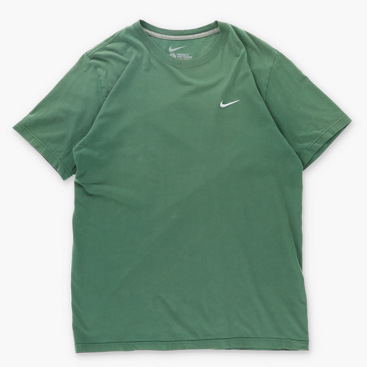 NIKE Embroidered Swoosh Logo Standard Fit Green T-Shirt (L)