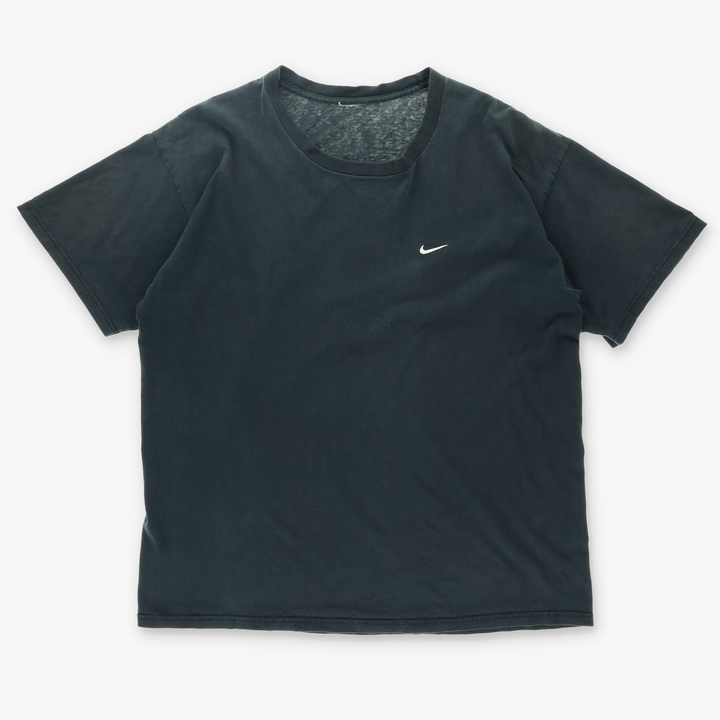 NIKE Embroidered Swoosh One Point Logo Black T-Shirt (XL)