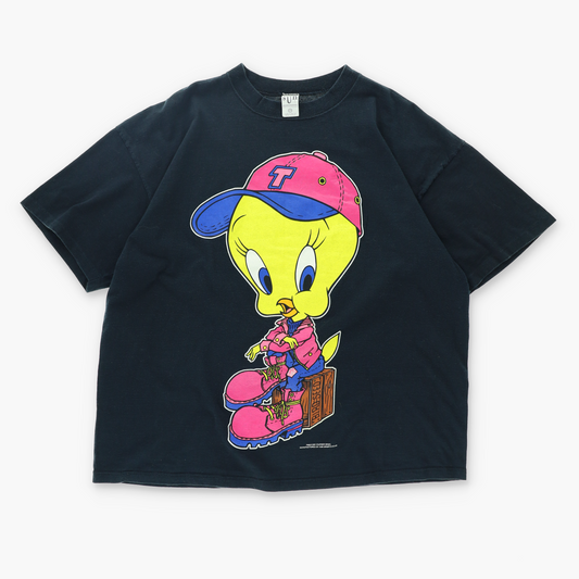 1995 Warner Bros VINTAGE Tweety Bird Cartoon USA Made T-Shirt (XL)