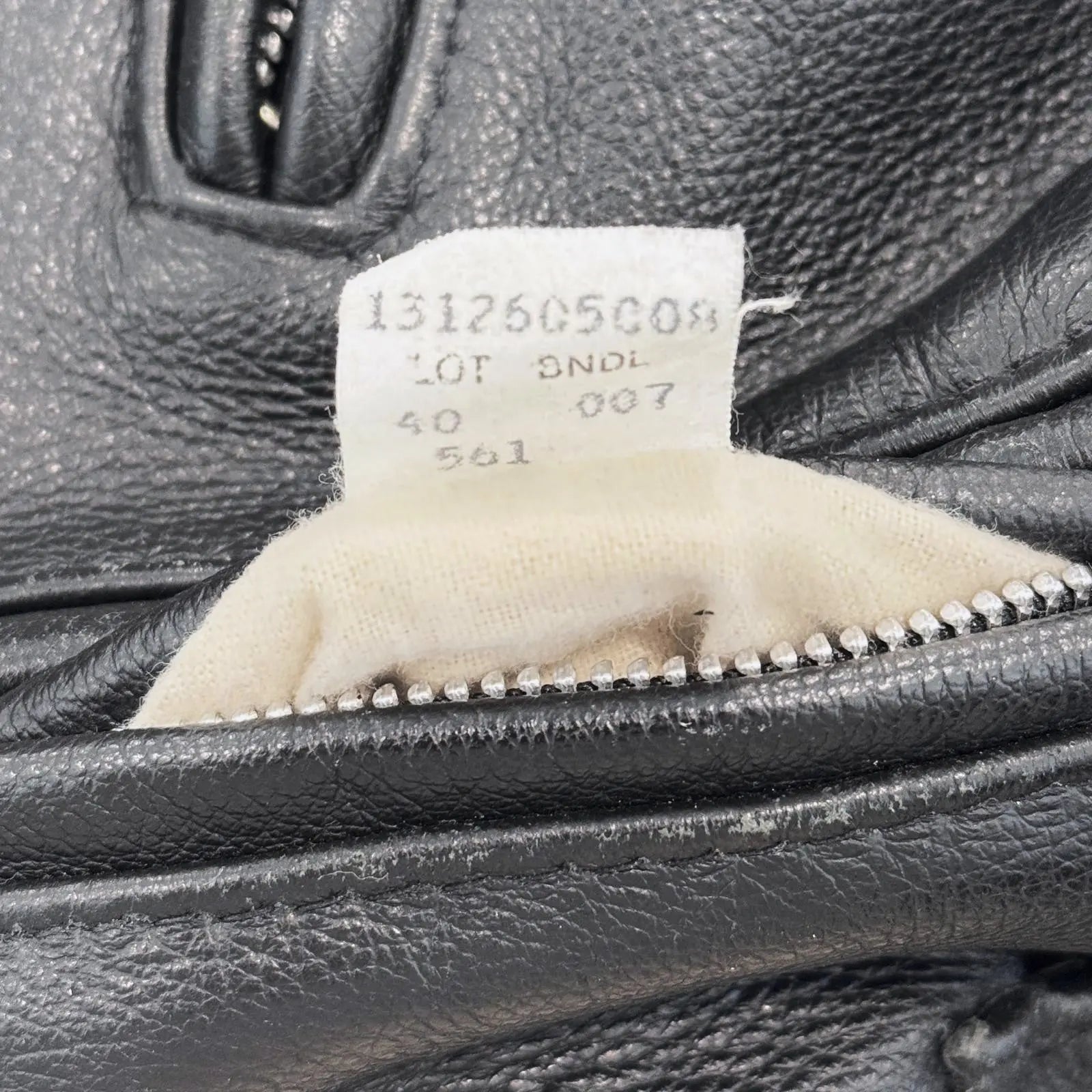 Vintage SCHOTT PERFECTO 561 Leather Motorcycle Jacket USA Made (40) - Vintage Sole Melbourne