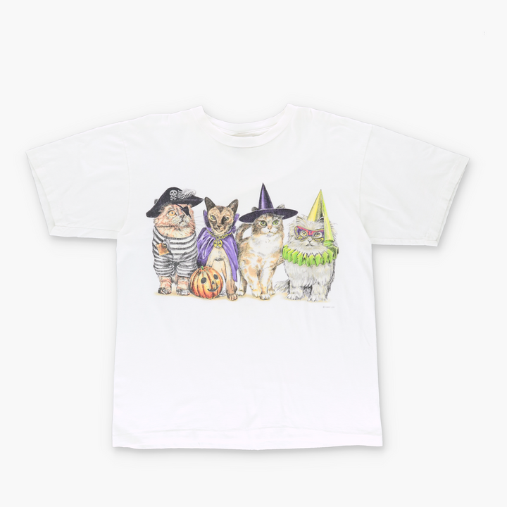 Halloween Theme Cats Graphic Single Stitch T-Shirt (L)