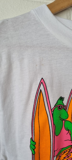 Team Gecko 'The Well-Known Surf Team of Hawaii' Fluro Single Stitch Surfing Tee (S)