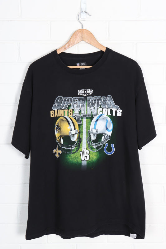 NFL Superbowl Saints vs Colts Football Helmets Graphic Tee (XL) - Vintage Sole Melbourne