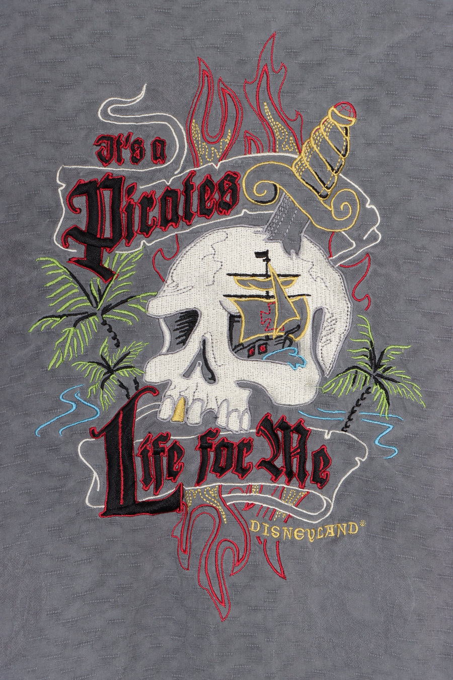 DISNEY Disneyland Pirates of the Caribbean Embroidered Silk Shirt (M-L)