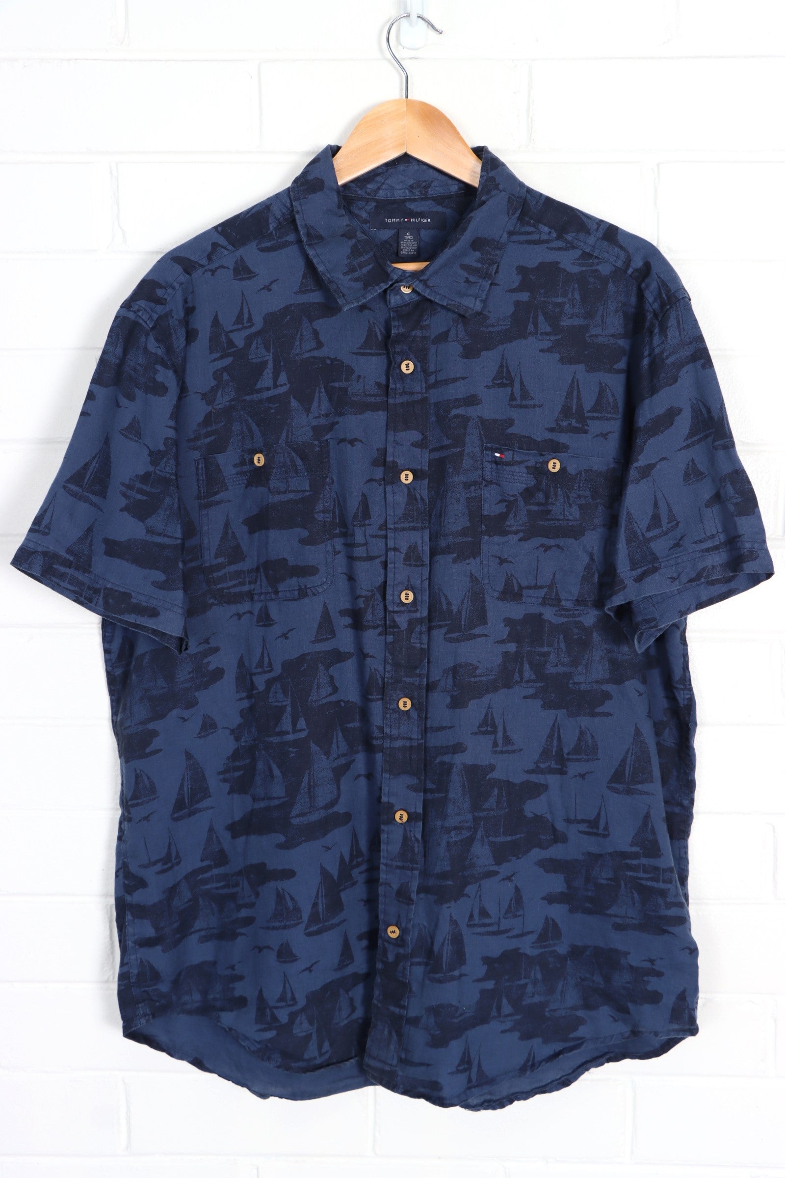 TOMMY HILFIGER Linen Navy Blue Sailboat Short Sleeve Shirt (XL) - Vintage Sole Melbourne