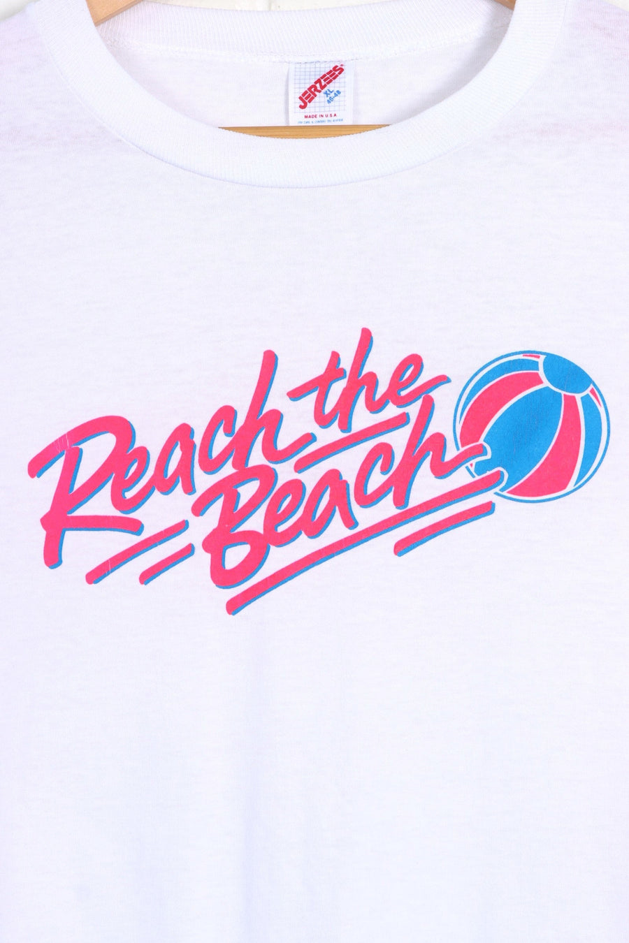 Neon Pink "Reach the Beach" Single Stitch T-Shirt USA Made (L)