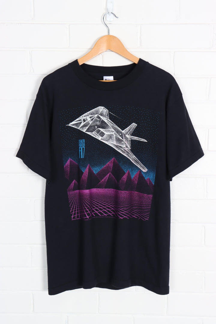 Blackbird Fighter F-117 Military Plane Front Back Tee (M-L) - Vintage Sole Melbourne