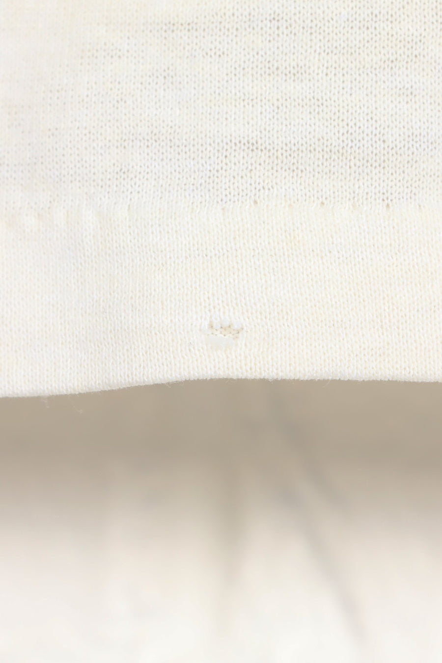 Garfield "Just Hangin' Out" 1978 Paper Thin Single Stitch T-Shirt (M) - Vintage Sole Melbourne