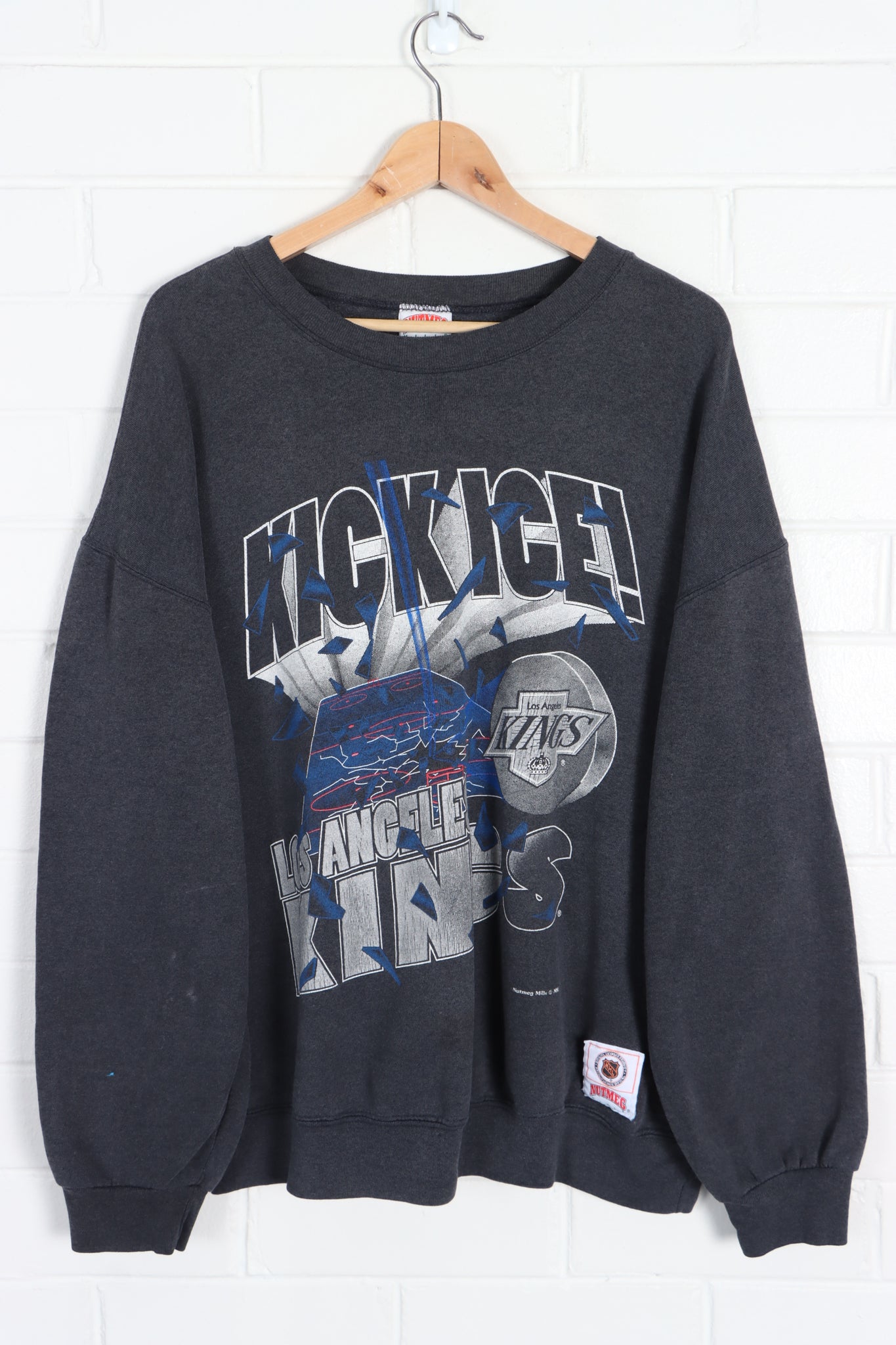SOLD Vintage 90s Sweatshirt LA Kings Hockey Embroidery
