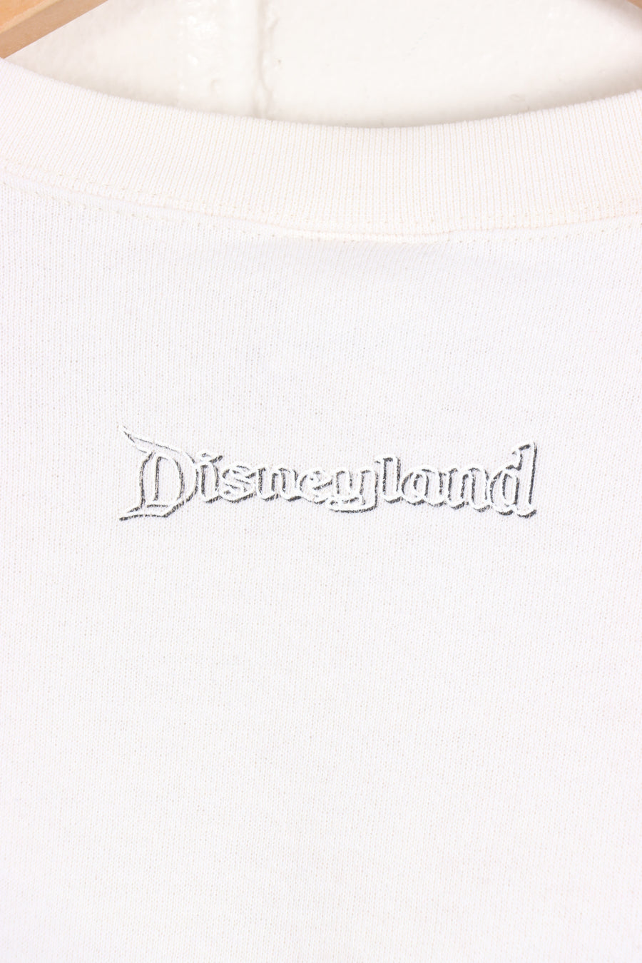 DISNEY Happy Winnie The Pooh Disneyland  Sweatshirt USA Made (XL)