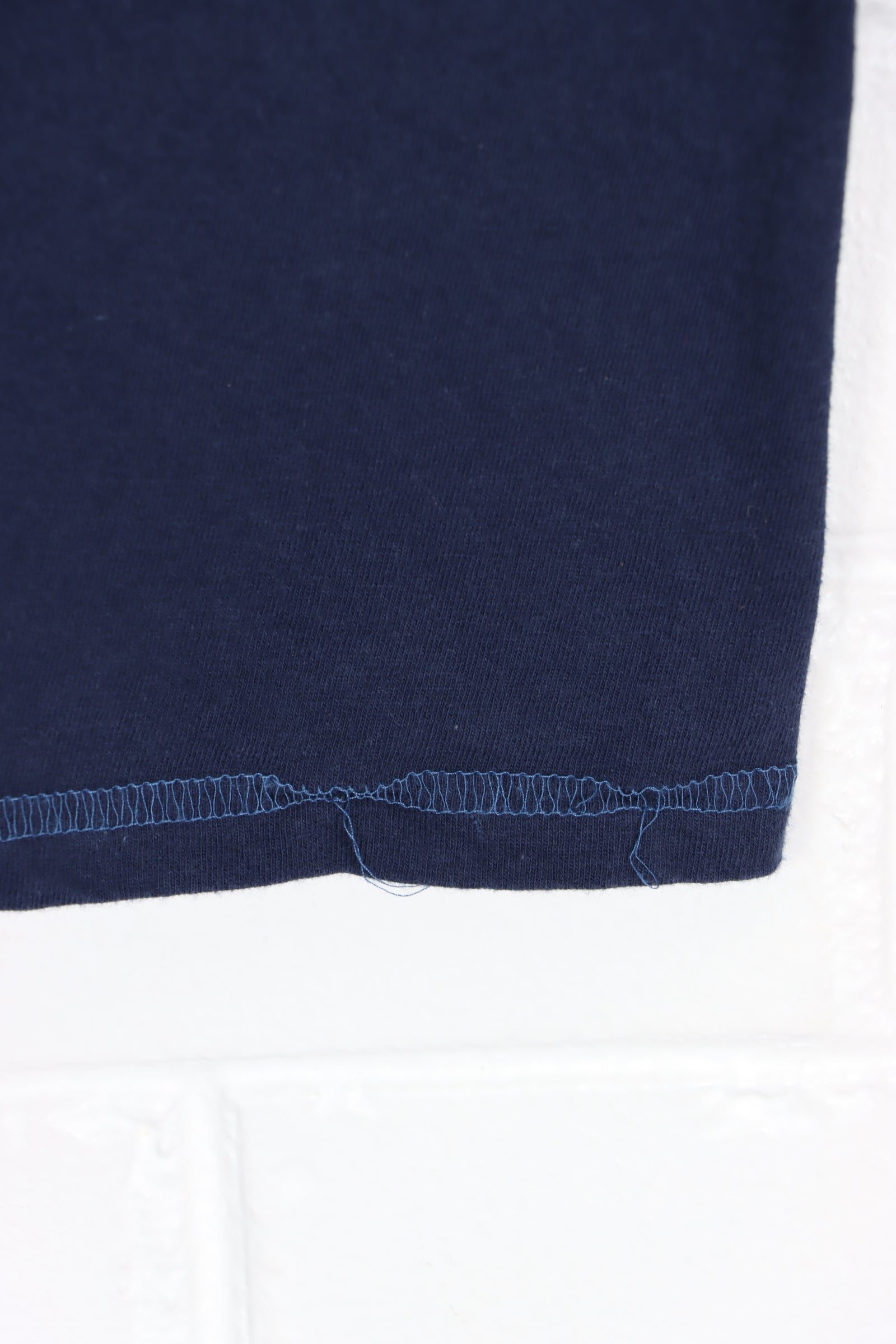 NIKE Blue Toned Center Swoosh Logo T-Shirt (M) - Vintage Sole Melbourne
