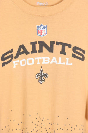 REEBOK NFL Saints Football All Over Football Spell Out Tee (XXL)